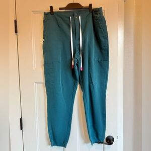 FIGS Jogger Scrub Pants
